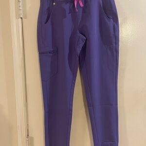 Figs Amethyst (Purple) Zamora Jogger Pants with Pink Drawstring.